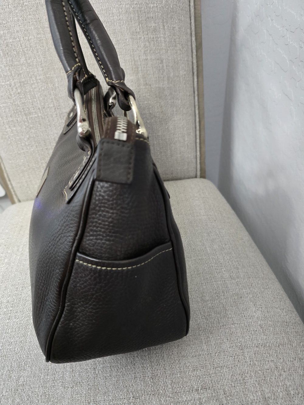 MCM EUC Vintage Dark Brown Pebbled Leather Shoulder Bag - Picture 4 of 9